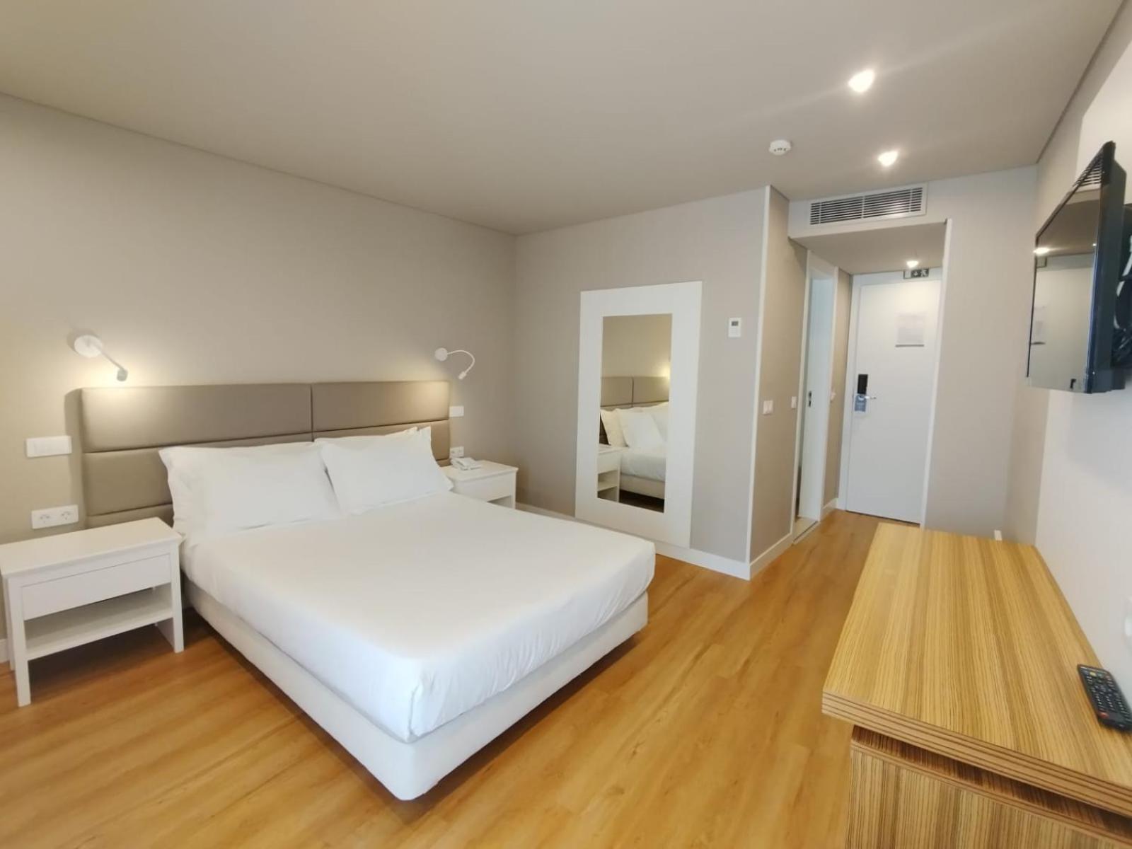 Hotel Cristal Caldas Caldas Da Rainha Esterno foto